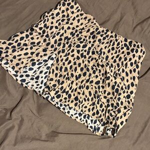 Stylish Tan and Black Women's Skirt